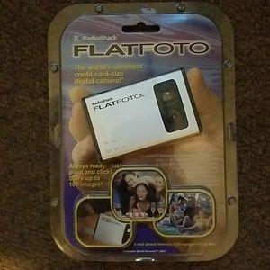 Flat photo digital camera